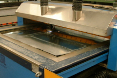 OFFICINA Taglio CNC plasma da disegni CAD prodotti dal nostro reparto technico o formiti dal cliente per riposndere ad esigenze di condotte d'aria con dimensioni e curvature irregolari.